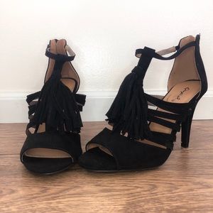 NWOT Faux Suede Fringe Heels